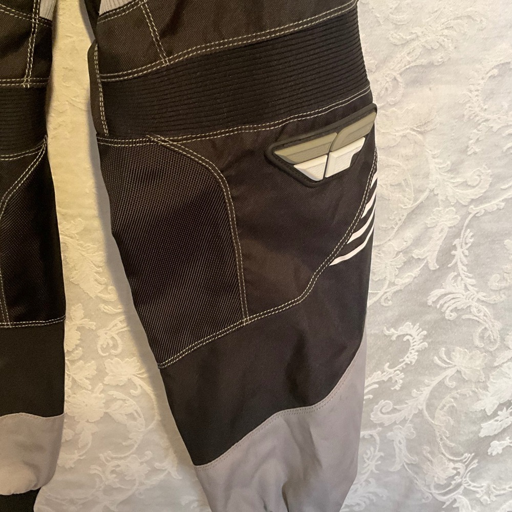 Fly Racing 303 Race Pants Mens 28 Motocross BMX Dirt Bike Black Gray White - Picture 3 of 10